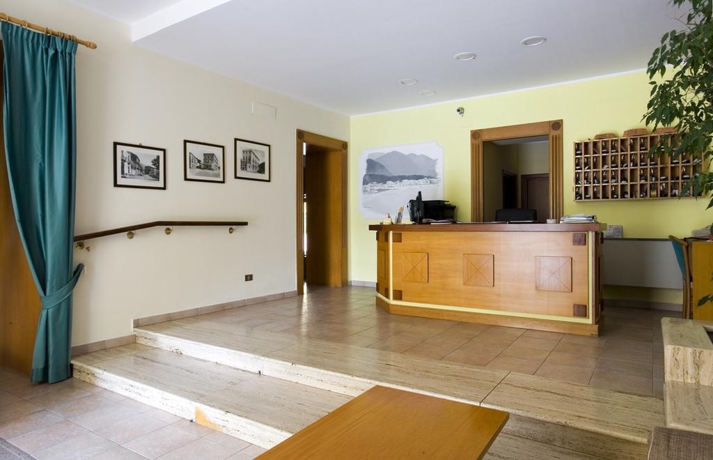 Hotel Vittoria 萨普里 外观 照片