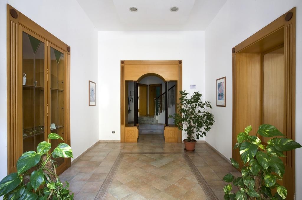 Hotel Vittoria 萨普里 外观 照片